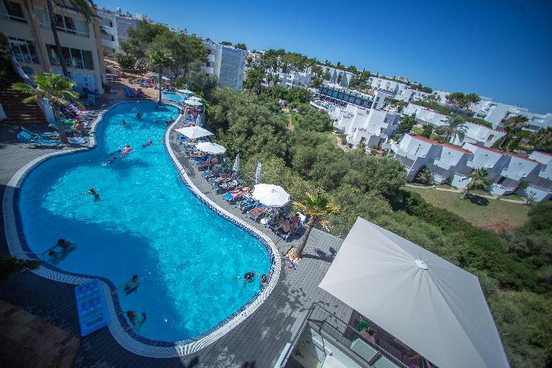 Apartamentos Ferrera Beach Cala D´Or エクステリア 写真